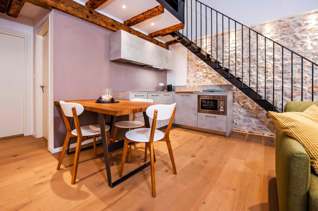 רוביני Apartments Casa De Amicis מראה חיצוני תמונה