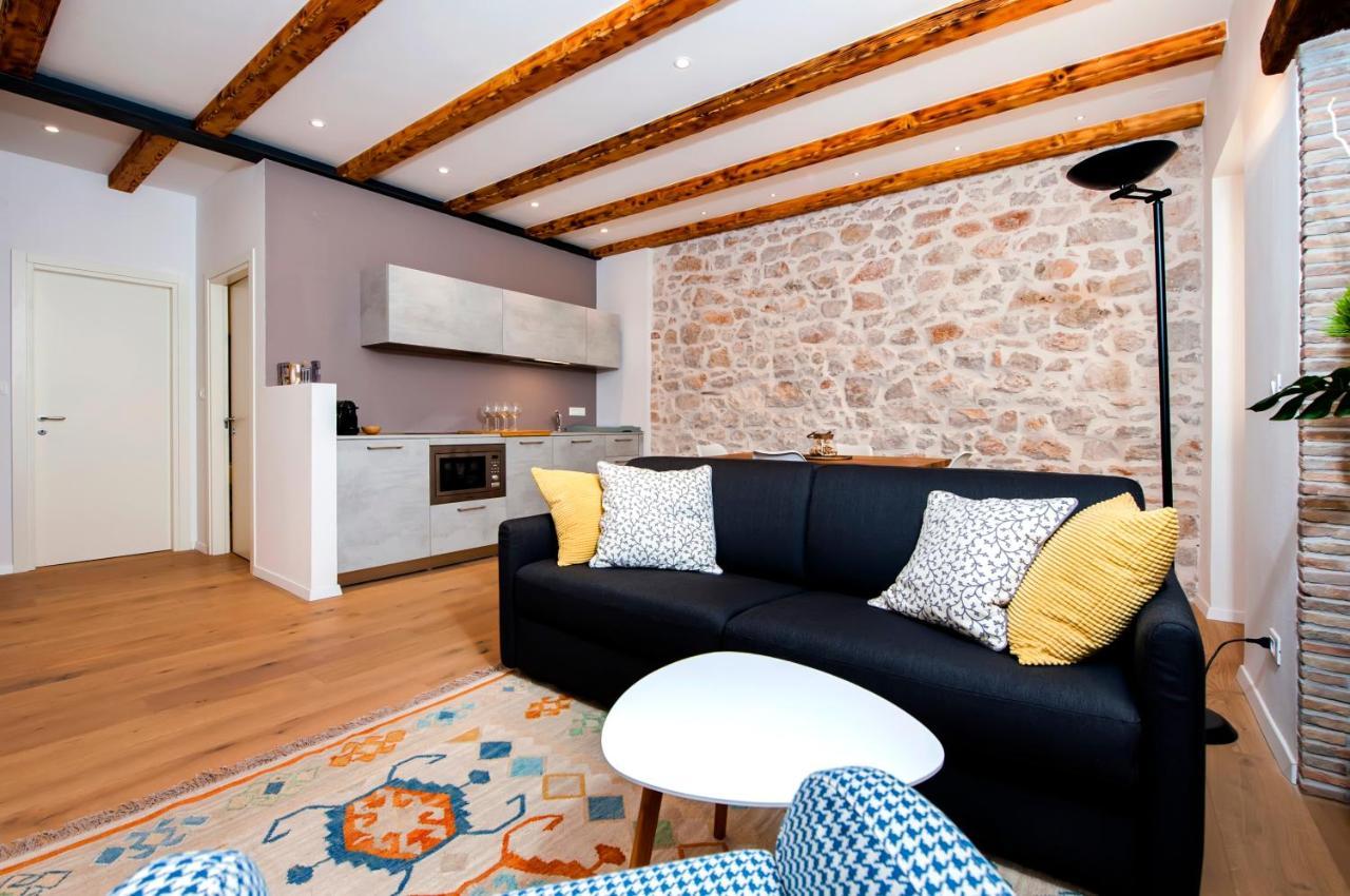 רוביני Apartments Casa De Amicis מראה חיצוני תמונה