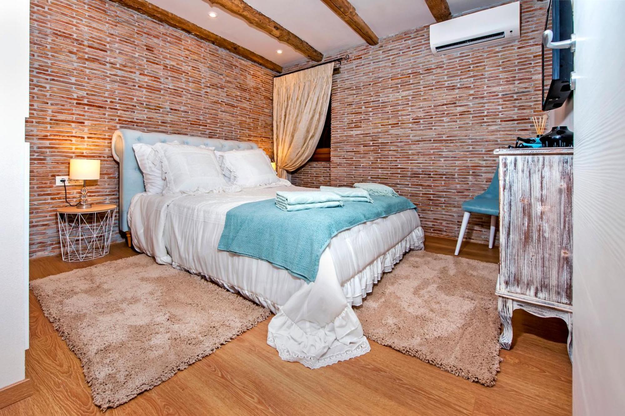 רוביני Apartments Casa De Amicis חדר תמונה
